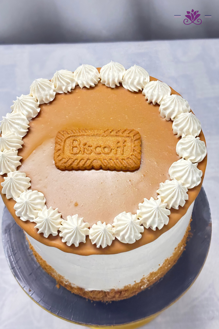 Speculoos Lotus Biscoff  drip Cake