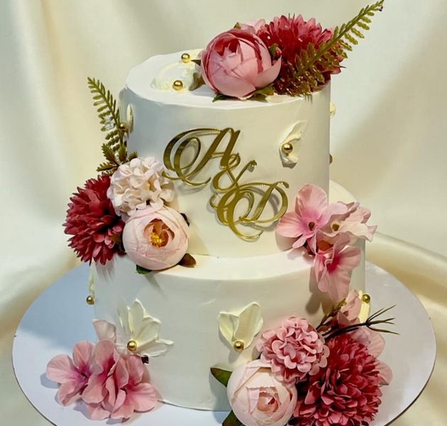 Elegant Floral Engagement Cake with Monogram Initials, Fresh Flowers & Gold Accents (Eggless Designer Cake)