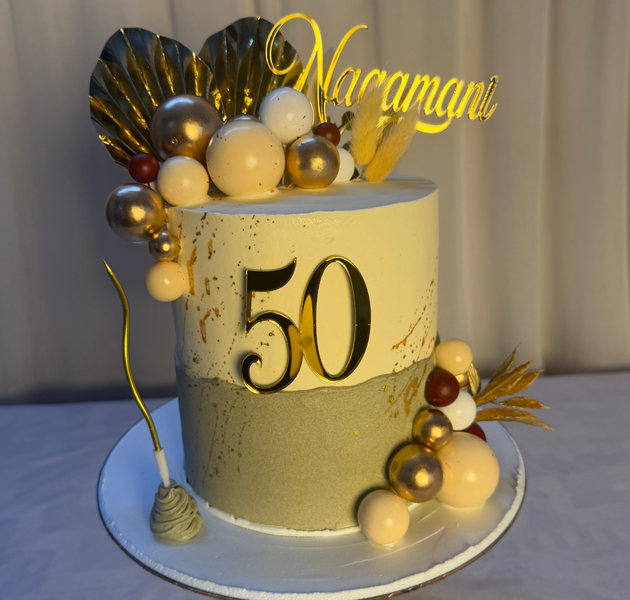 Contemporary Two-Tone Boho Chic Cake