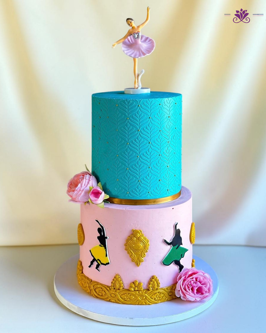 Elegant Indian classical dance themed designer cak