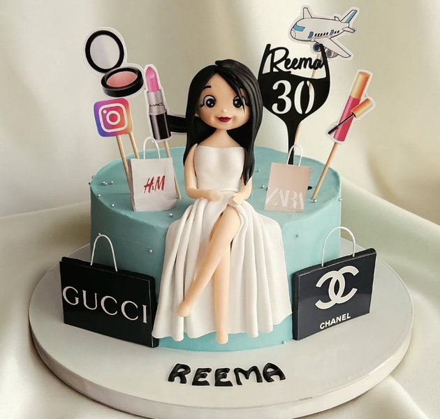 Luxury Fashion Diva Birthday Cake