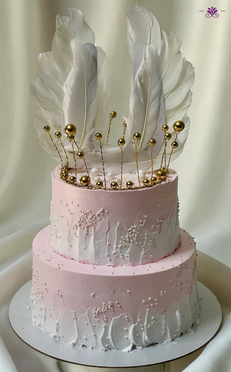 Luxury Feather Designer Cake with Pearl Detailing & Gold Accents (Eggless Premium Celebration Cake)