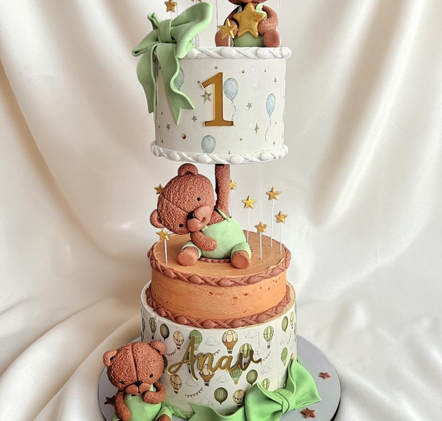 Charming Teddy Bear  1st Birthday Cake