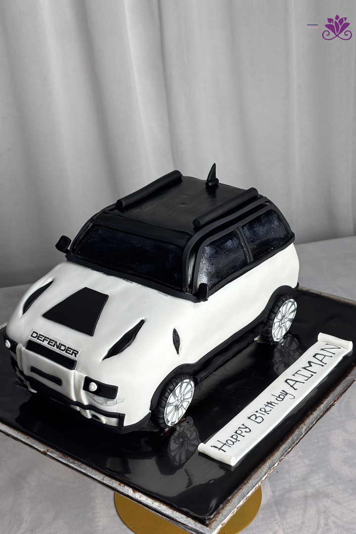 3D Sculpted Land Rover Defender SUV Birthday Cake