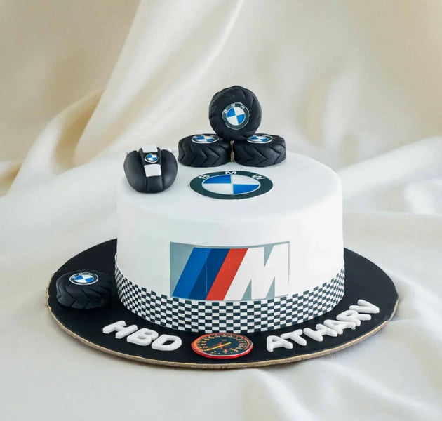 BMW CAKE - Terrarich Cake Studio