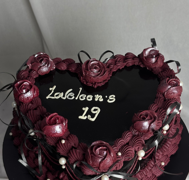 Deep Wine Red & Mirror Black Glaze Heart Cake