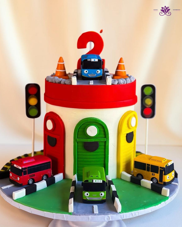 Bus-themed birthday cake