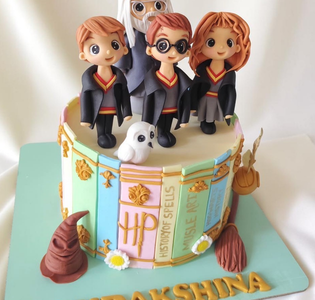 Harry Potter-themed designer cake