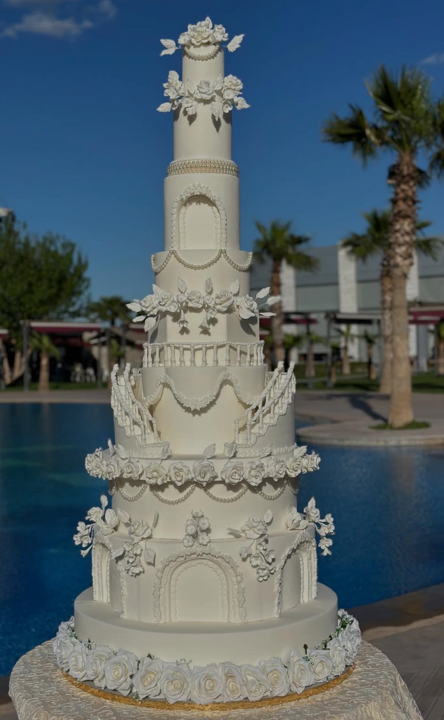 Luxury Royal Palace Theme Wedding Cake