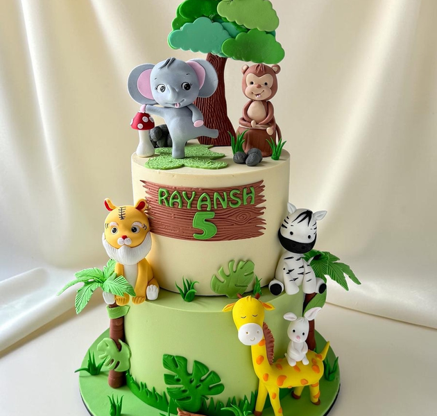 Cute Jungle Safari Birthday Cake