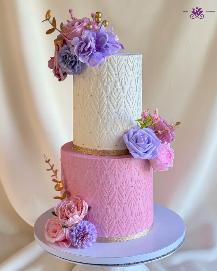 Sophisticated pink and lilac floral luxury cake
