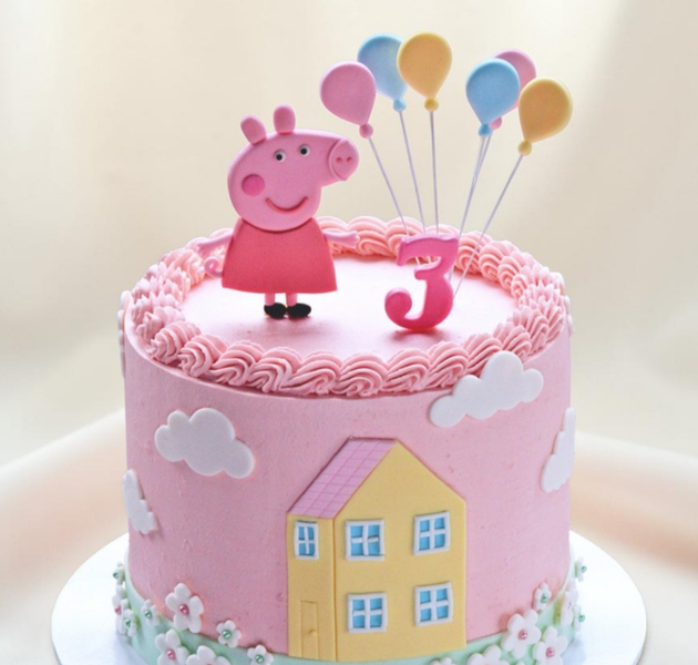 Luxury Peppa Pig Cake