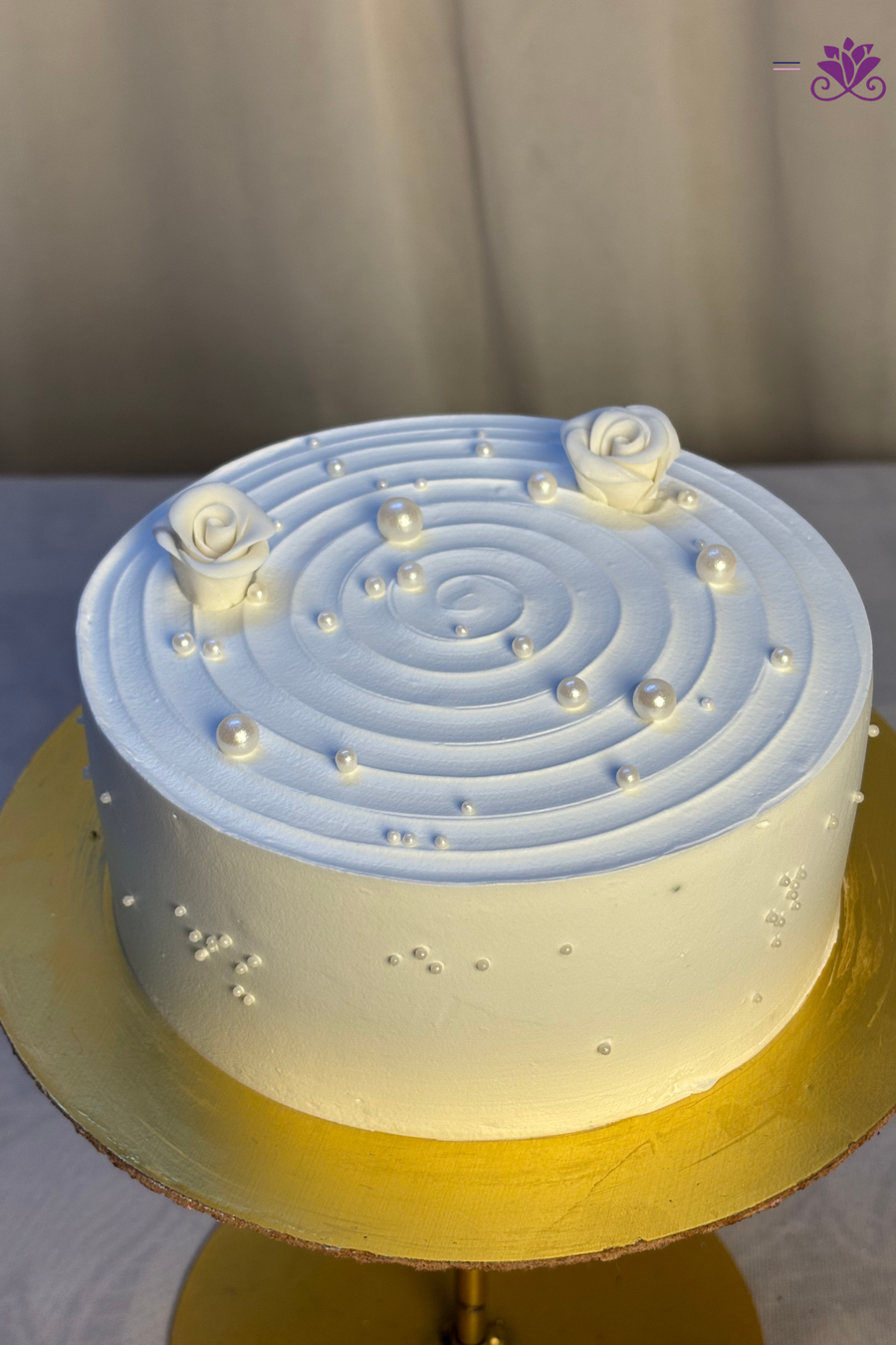 Minimalist Spiral Ripple White Pearl & Rose Cake