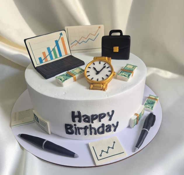 Luxury Business And Finance Birthday Cake